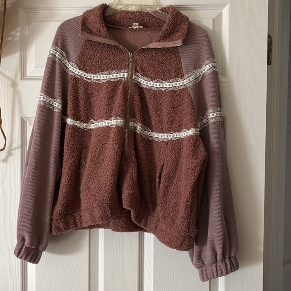 POL Jacket in Small (oversized)